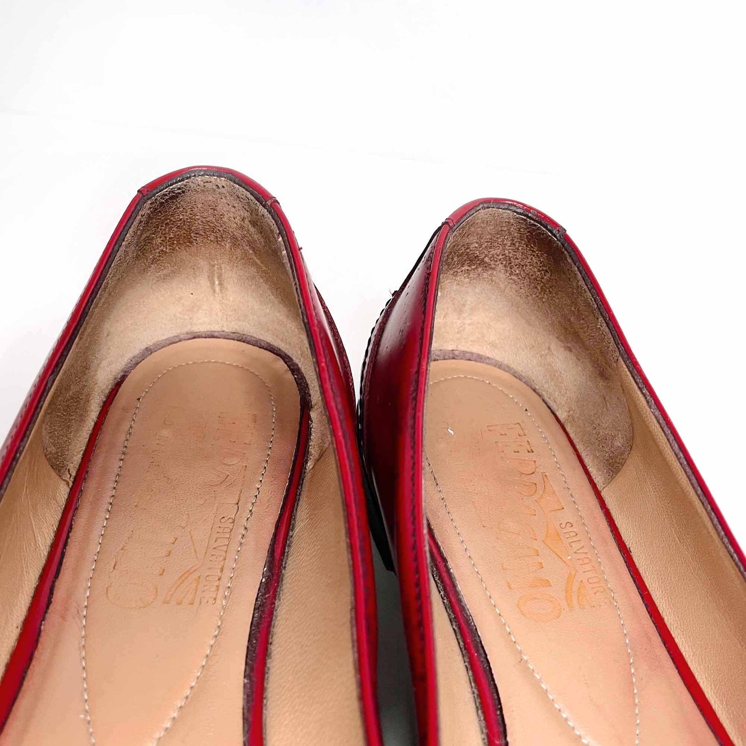 salvatore ferragamo red valina ballet flat size 5.5 good