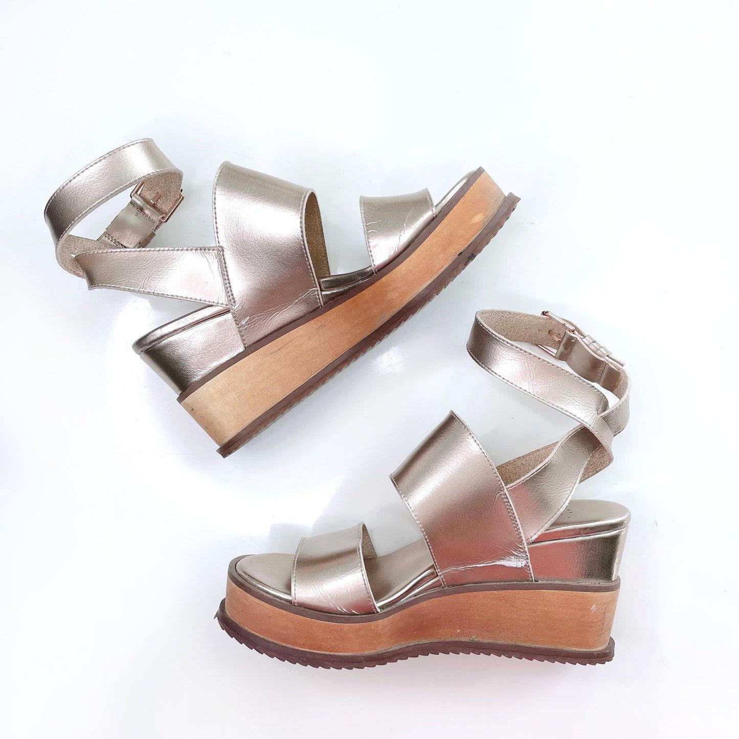 free people vegan metallic dorian platform sandal - size  8