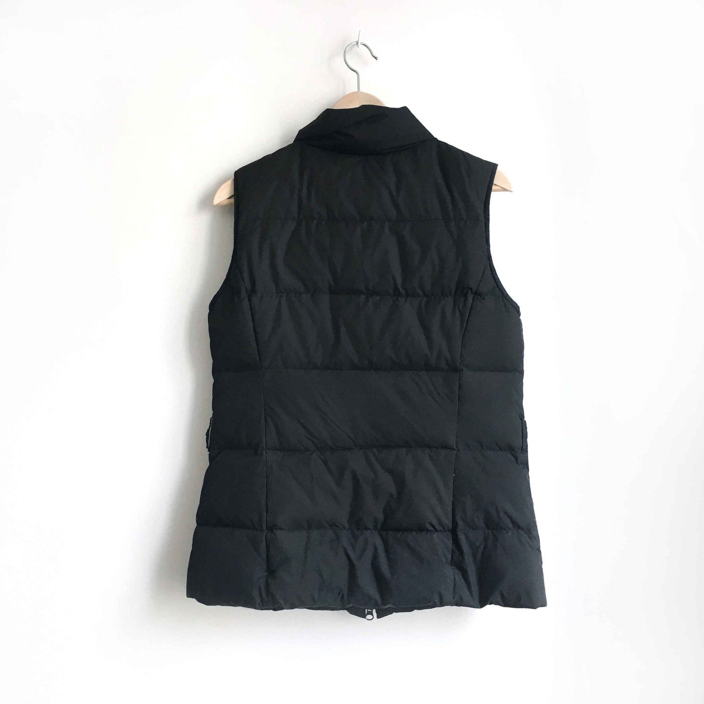 GAP down-filled puffer vest - size Small