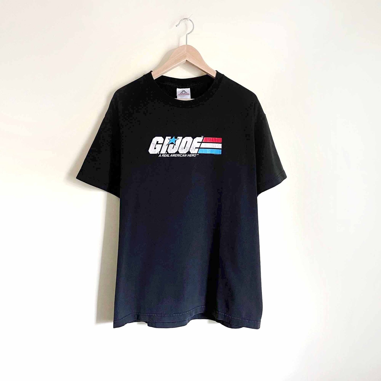 vintage GI JOE 2000's collectible t-shirt - size large