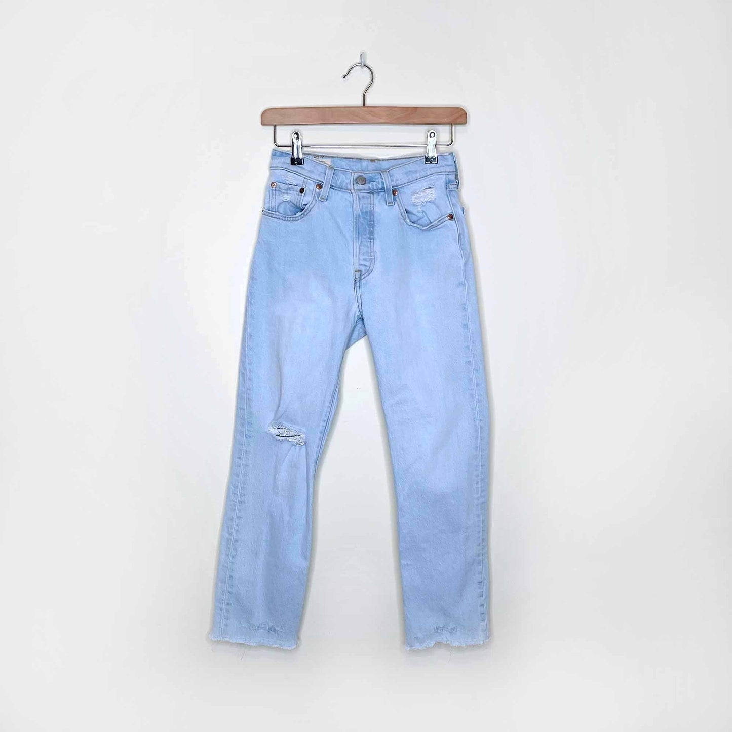 levi's 501 light wash button fly jeans - size 25