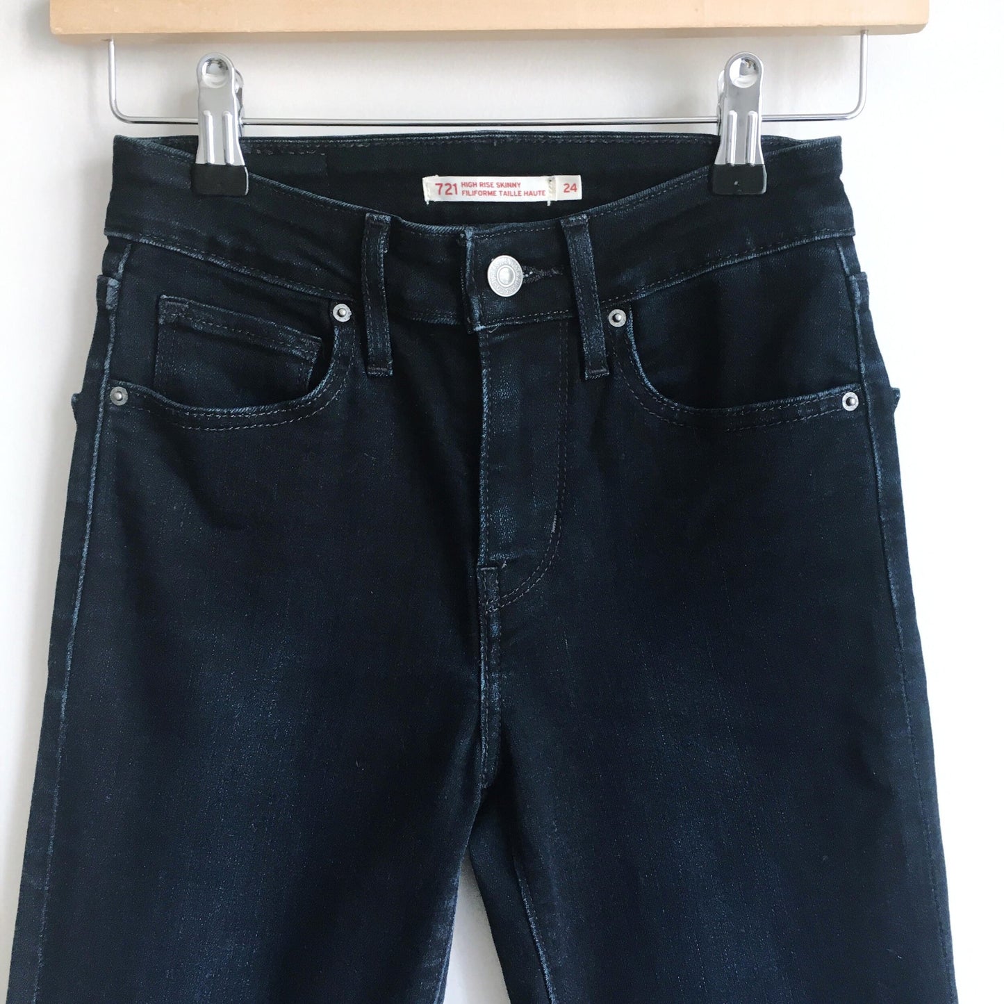 Levi's 721 hi-rise skinny jeans - size 24