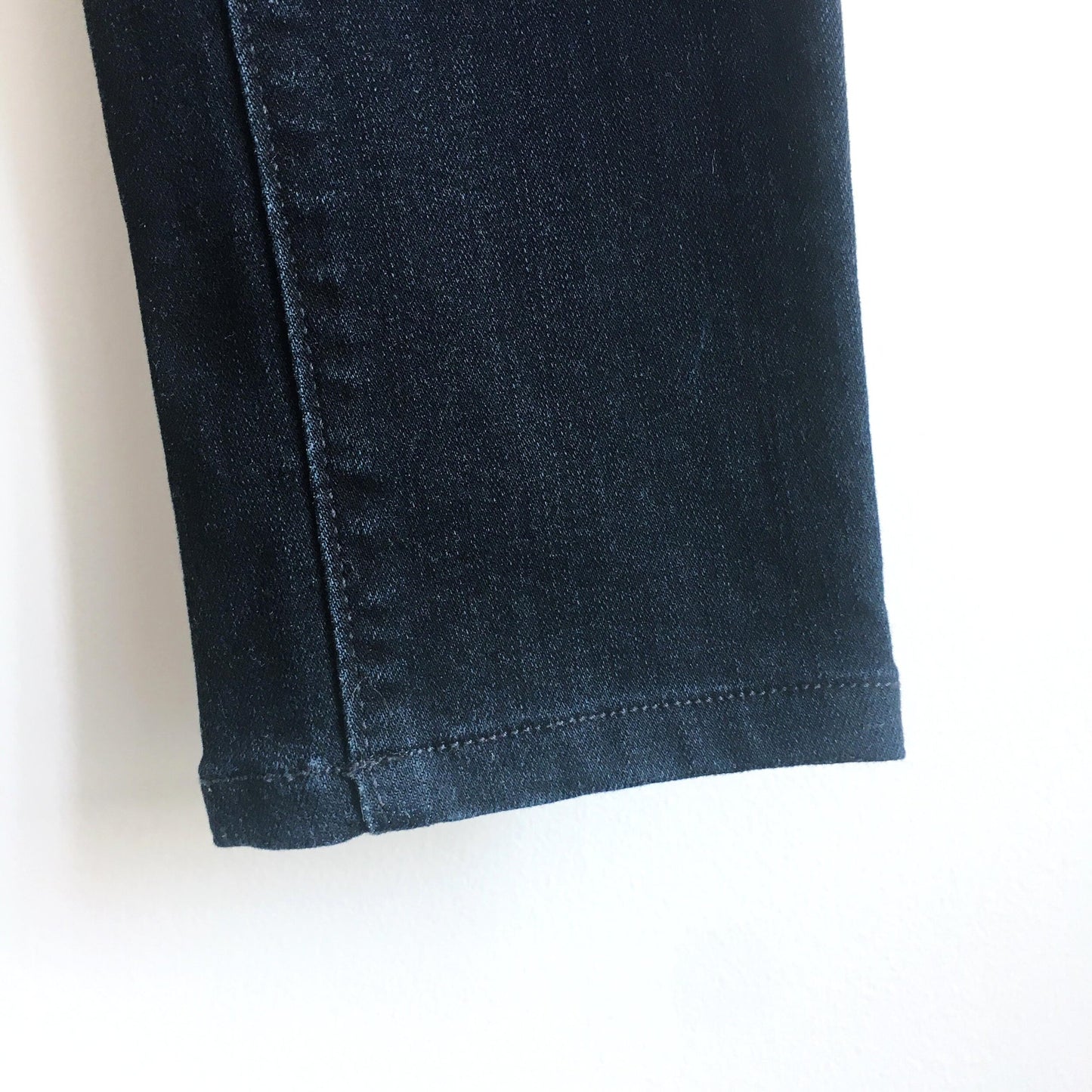 Levi's 721 hi-rise skinny jeans - size 24