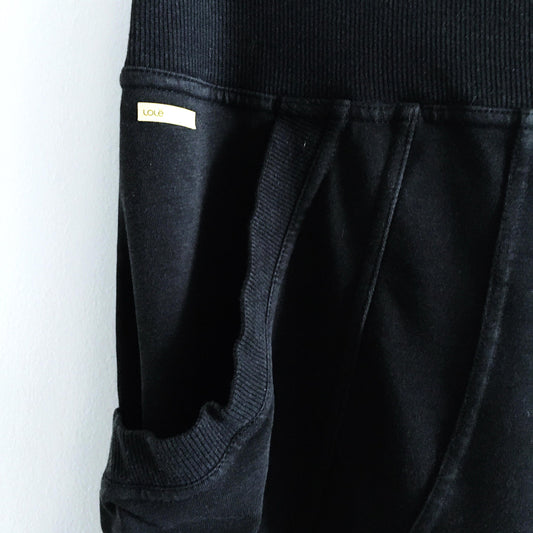 Lolë tapered joggers with ruched pocket - size Medium