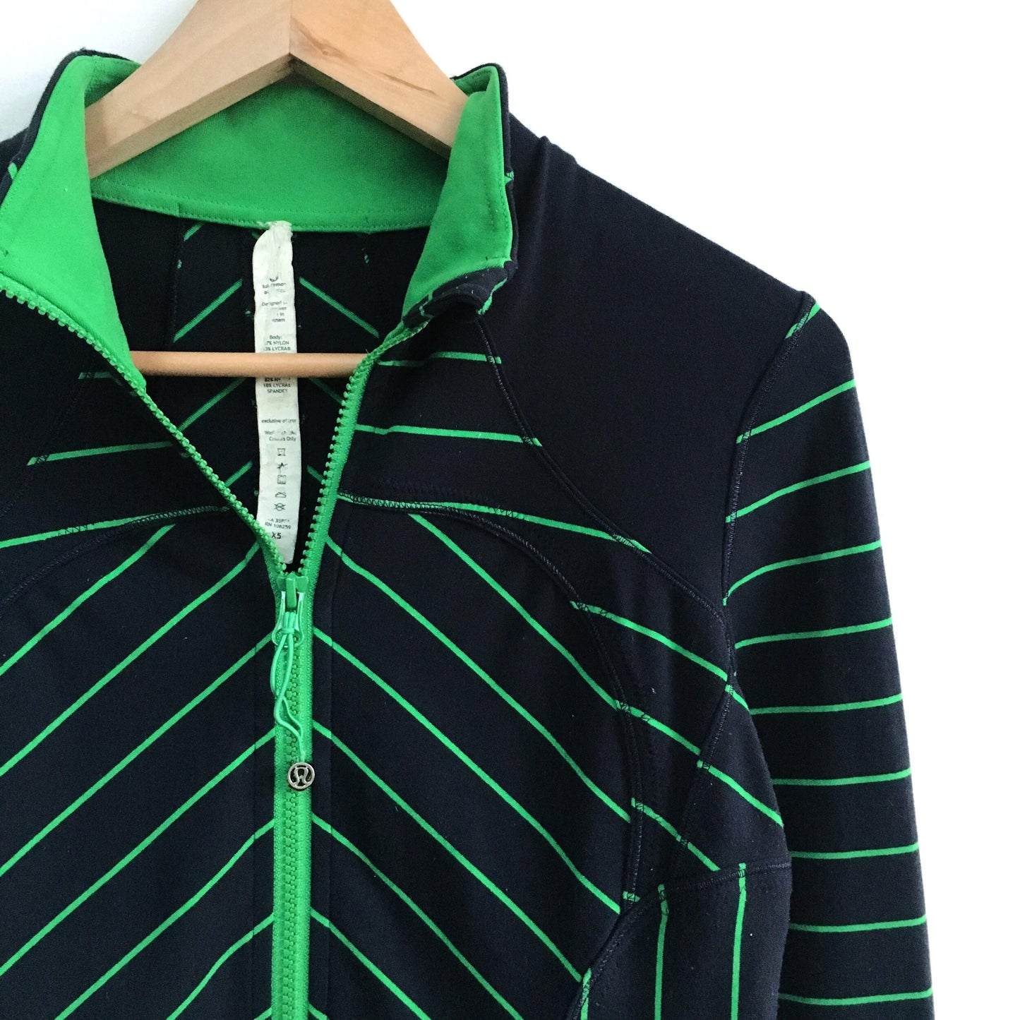 lululemon green striped X5 zip-up jacket - size 6