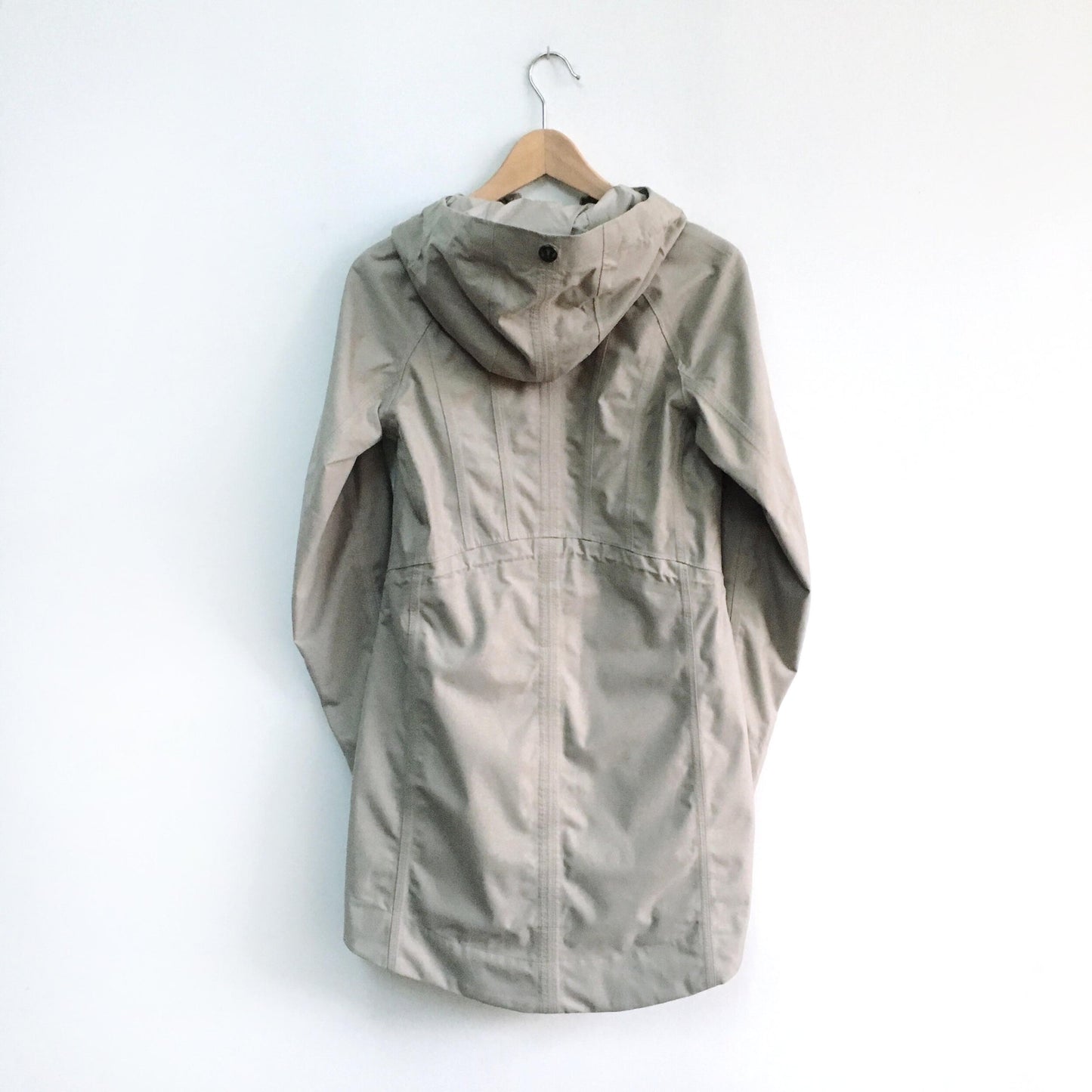 lululemon Right as Rain Jacket - size 4