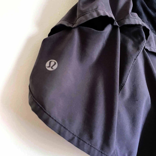 lululemon black drawstring running shorts - size 10