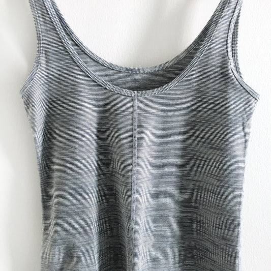 lululemon workout tank - size 4