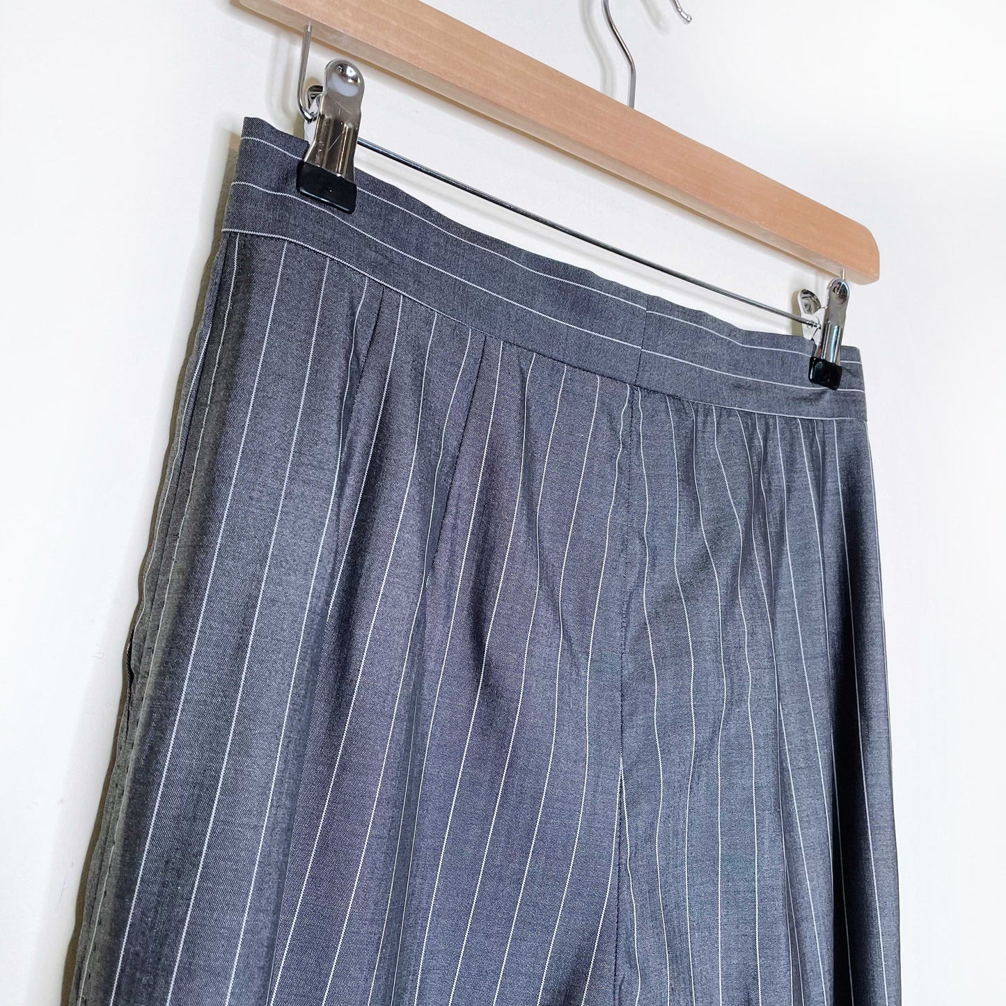 max mara grey wool-silk pinstripe wide leg trouser - size 6