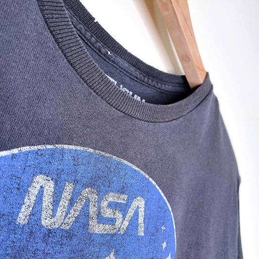 fifth sun nasa tee - size small