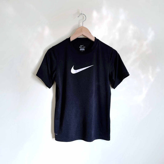 Nike swoosh dri-fit training tee - size Medium