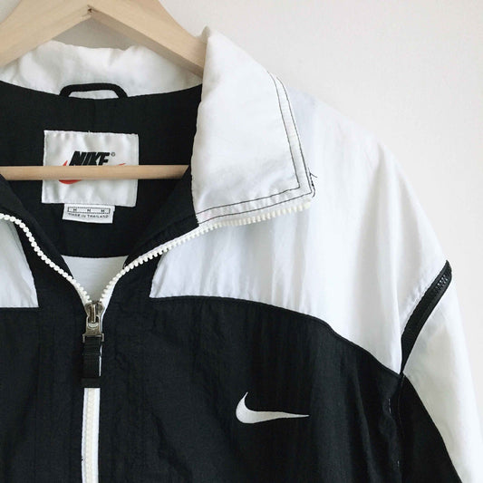 Vintage Nike Windbreaker with zip-off sleeves - size Medium