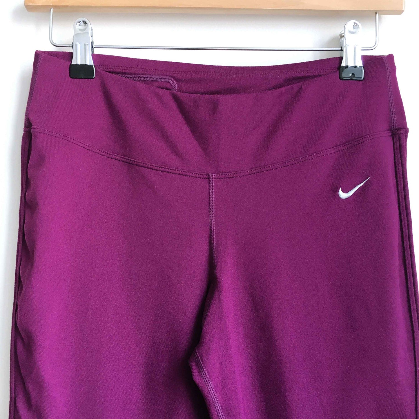 Nike knee-length workout leggings tights - size Small