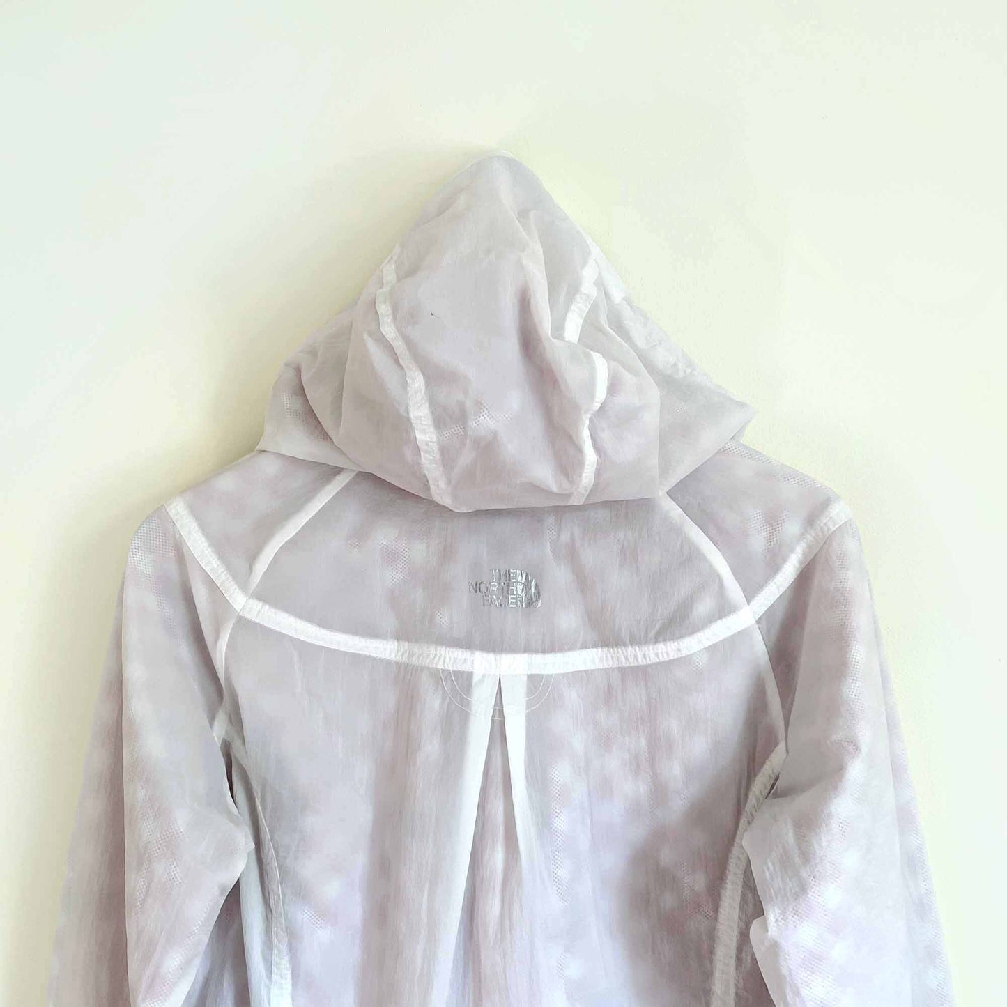 the north face light gingham windbreaker jacket - size small