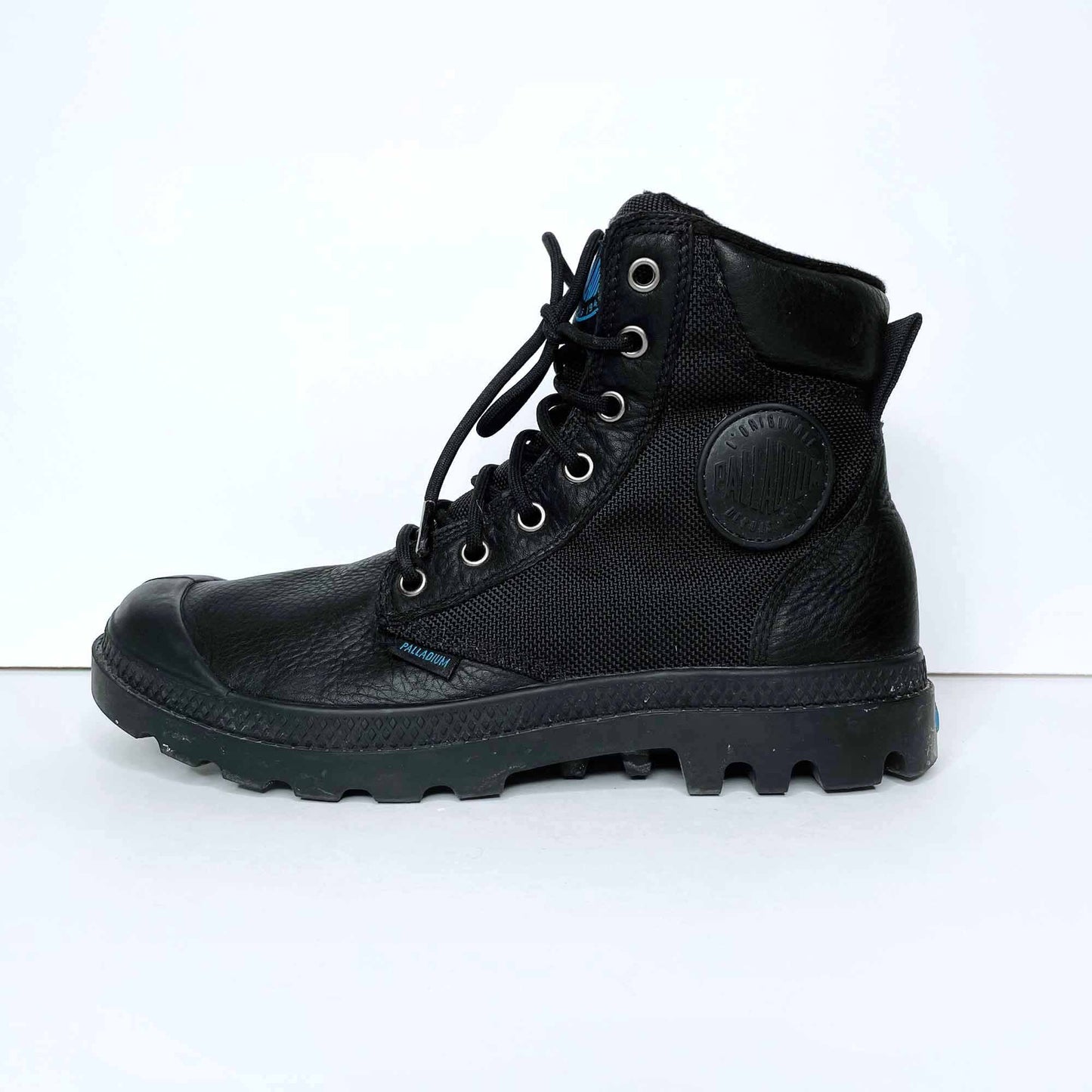 palladium pampa sport cuff waterproof boots - size 6.5/8