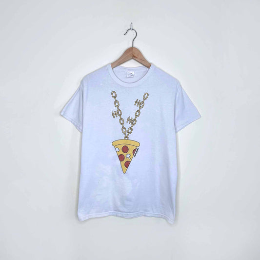 pizza pizza 'pizza chain' graphic tee - size medium