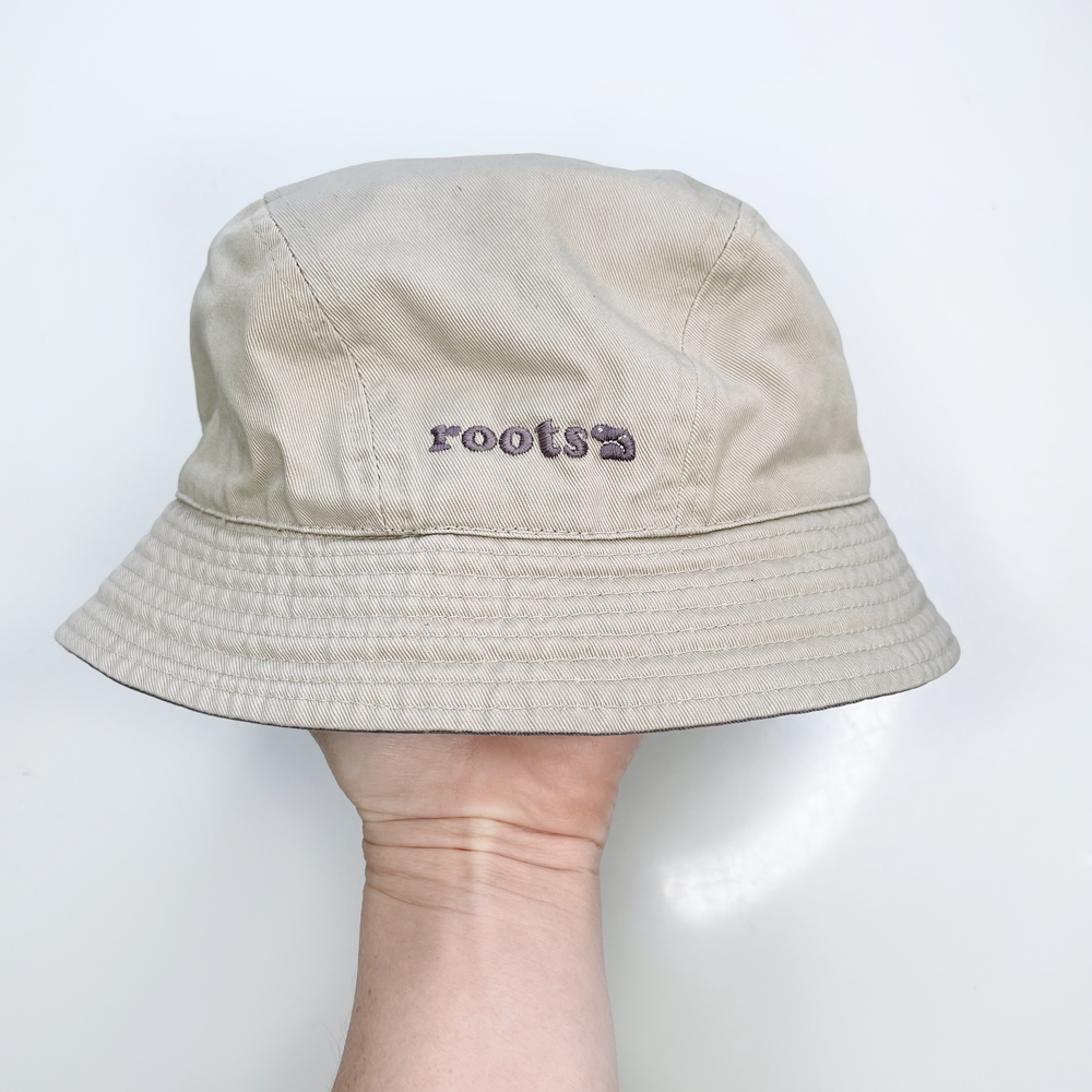 vintage roots 90s y2k beige logo bucket hat