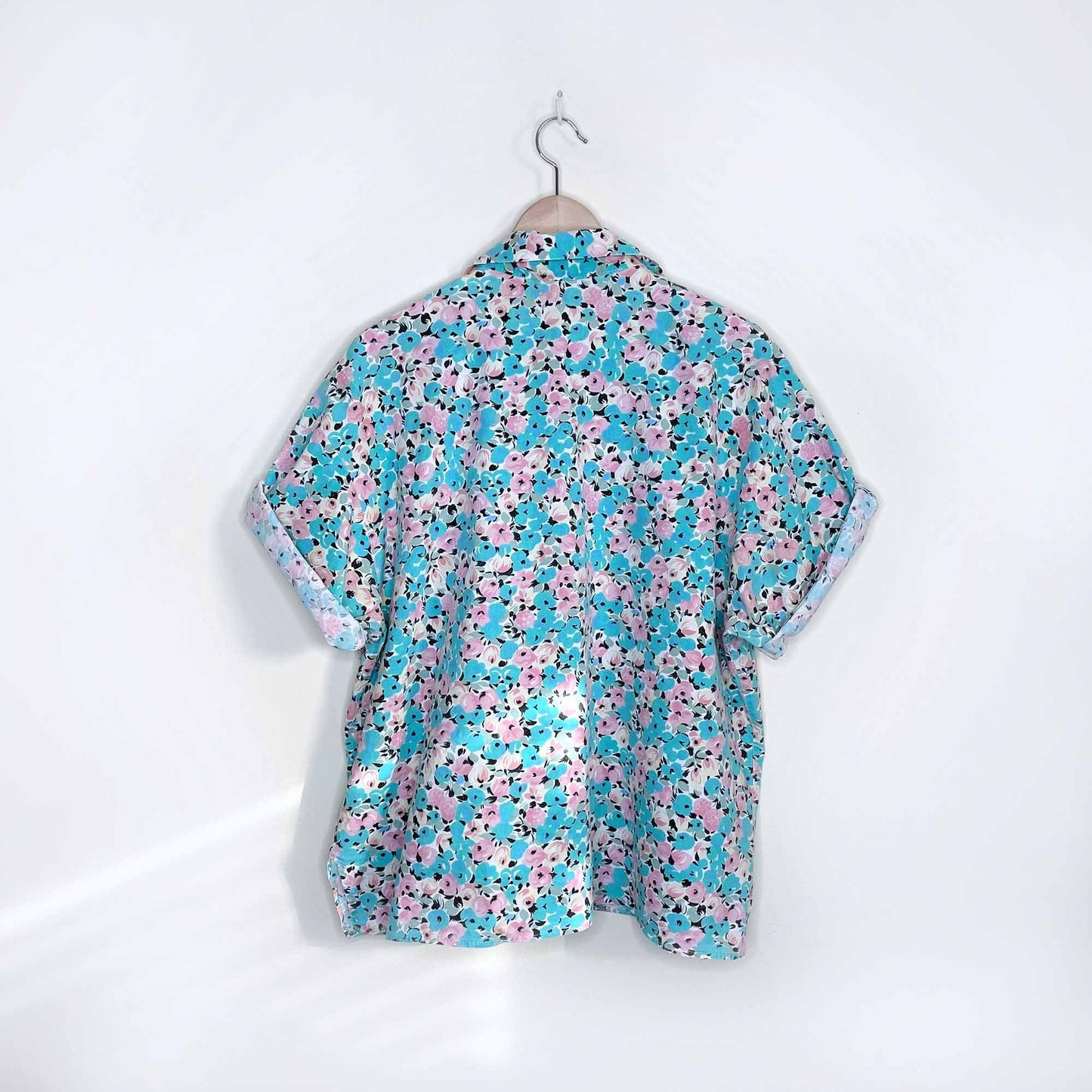 vintage floral rose garden cotton short sleeve button down  - size large