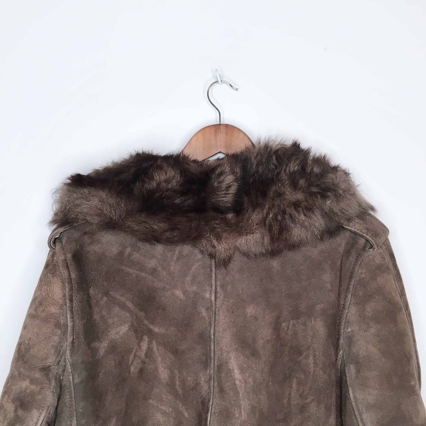 Long sheepskin jacket with fur collar - size Medium