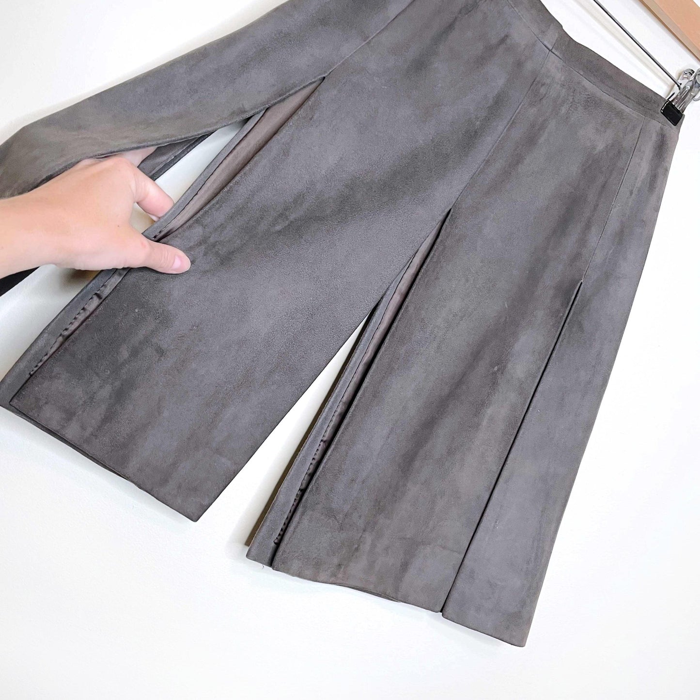 vintage high rise multi-slit suede skirt - size 2