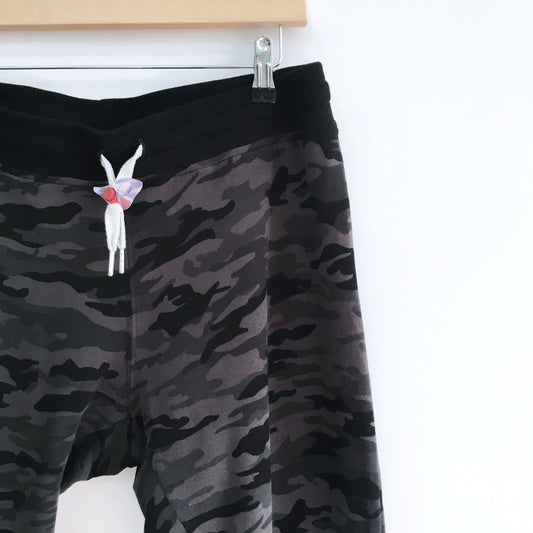 Sweet Pants Camo Loose Joggers - size Large