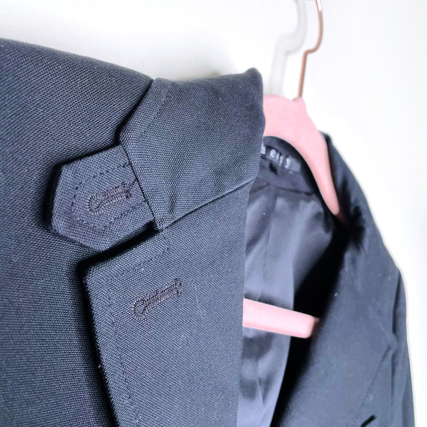 theory classic black fitted blazer - size 2