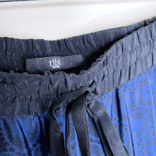 tibi blue black patterned high rise silk drawstring joggers - size 6