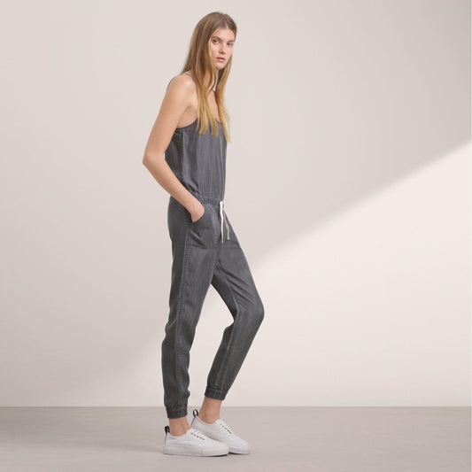 tna aritzia pentameter chambray jumpsuit - size small