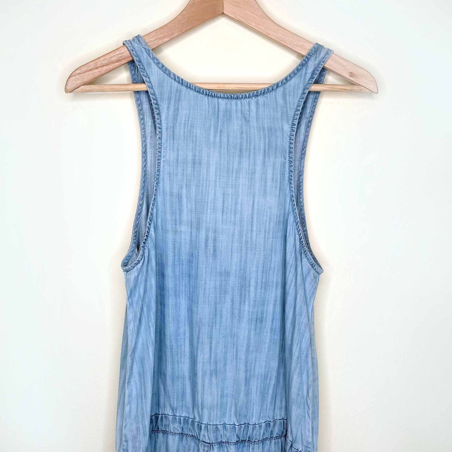 tna aritzia pentameter chambray jumpsuit - size small