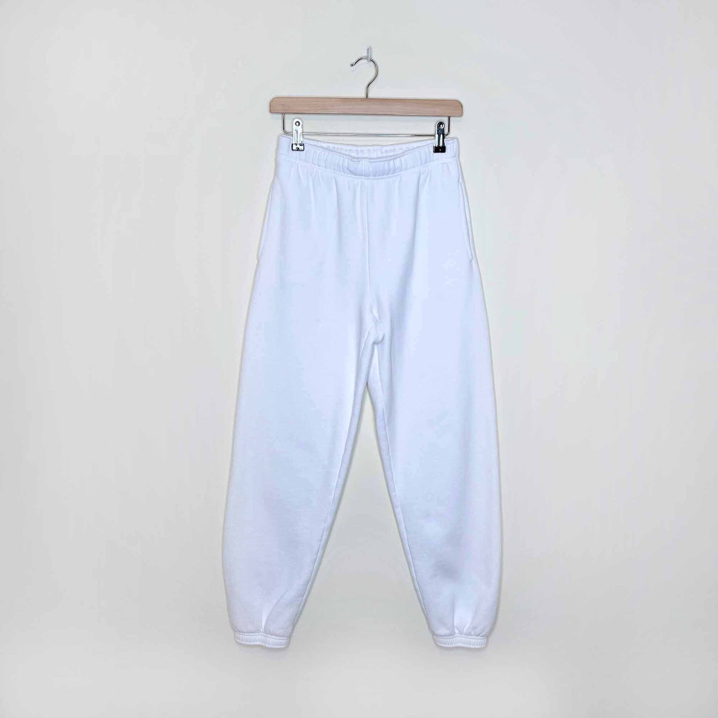 tna white cozyaf crewneck and sweatpants fleece set - size 2/xs