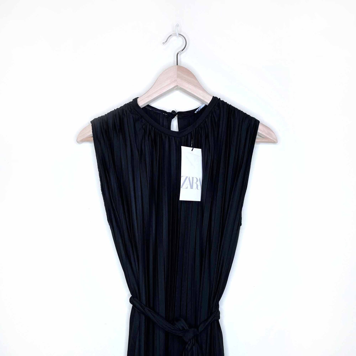 nwt zara accordion pleat sleeveless jumpsuit - size small