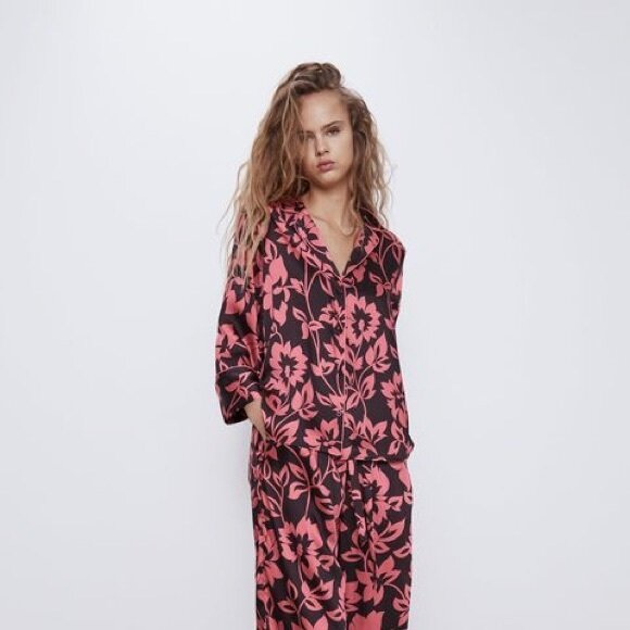 zara tropical pajama-style button down and wide leg pant set - sizexs