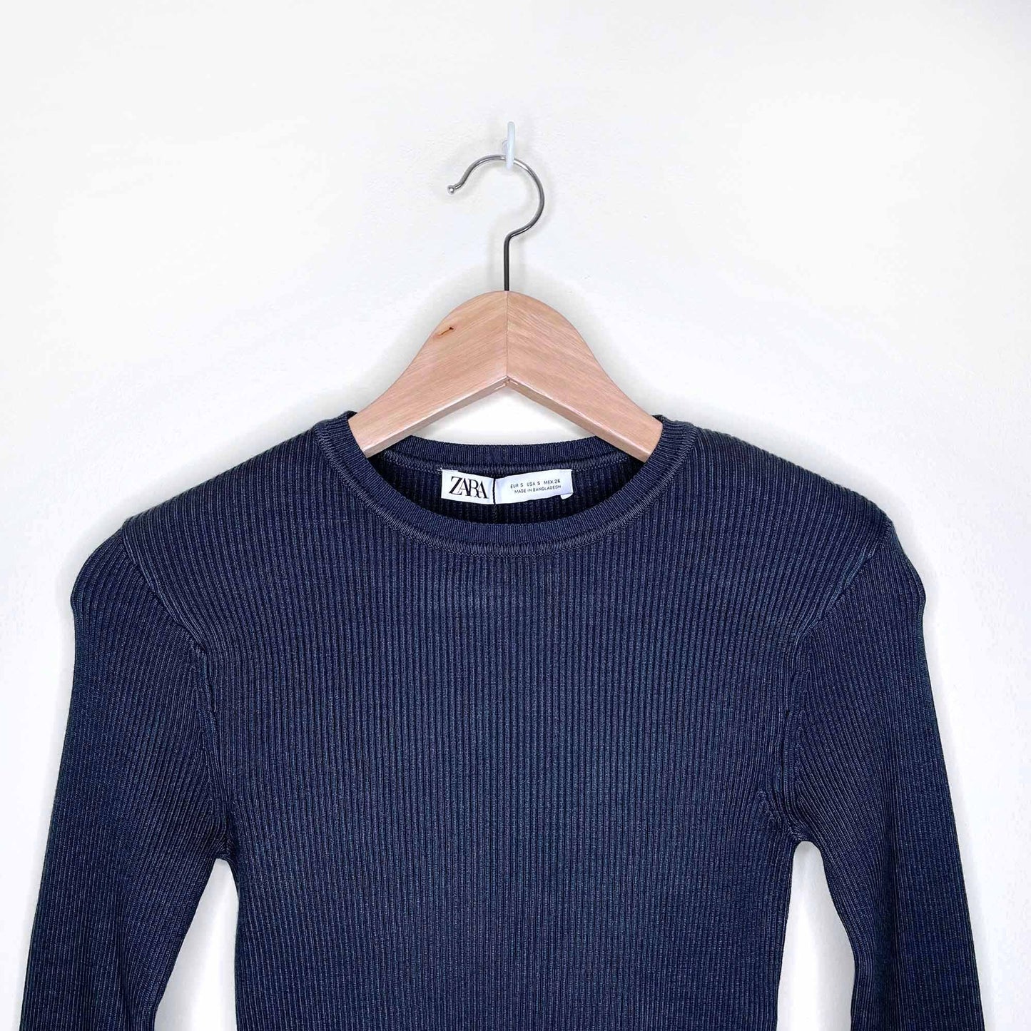 nwt zara shoulder pad ribbed knit sweater - size small