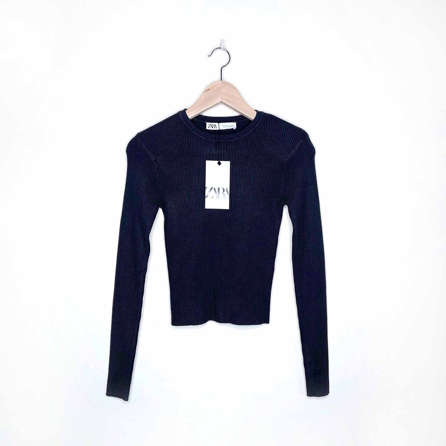 nwt zara shoulder pad ribbed knit sweater - size small